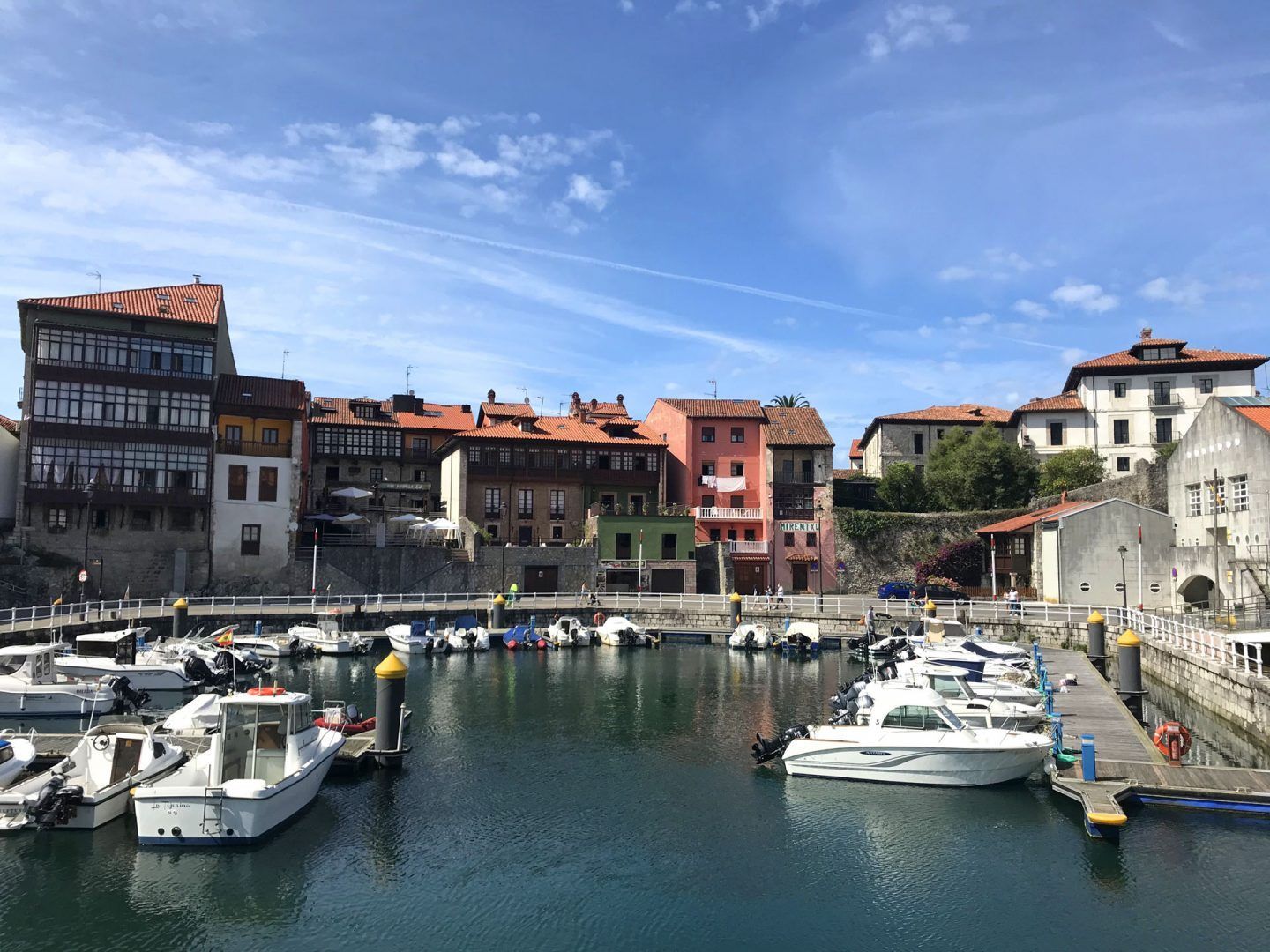 Llanes