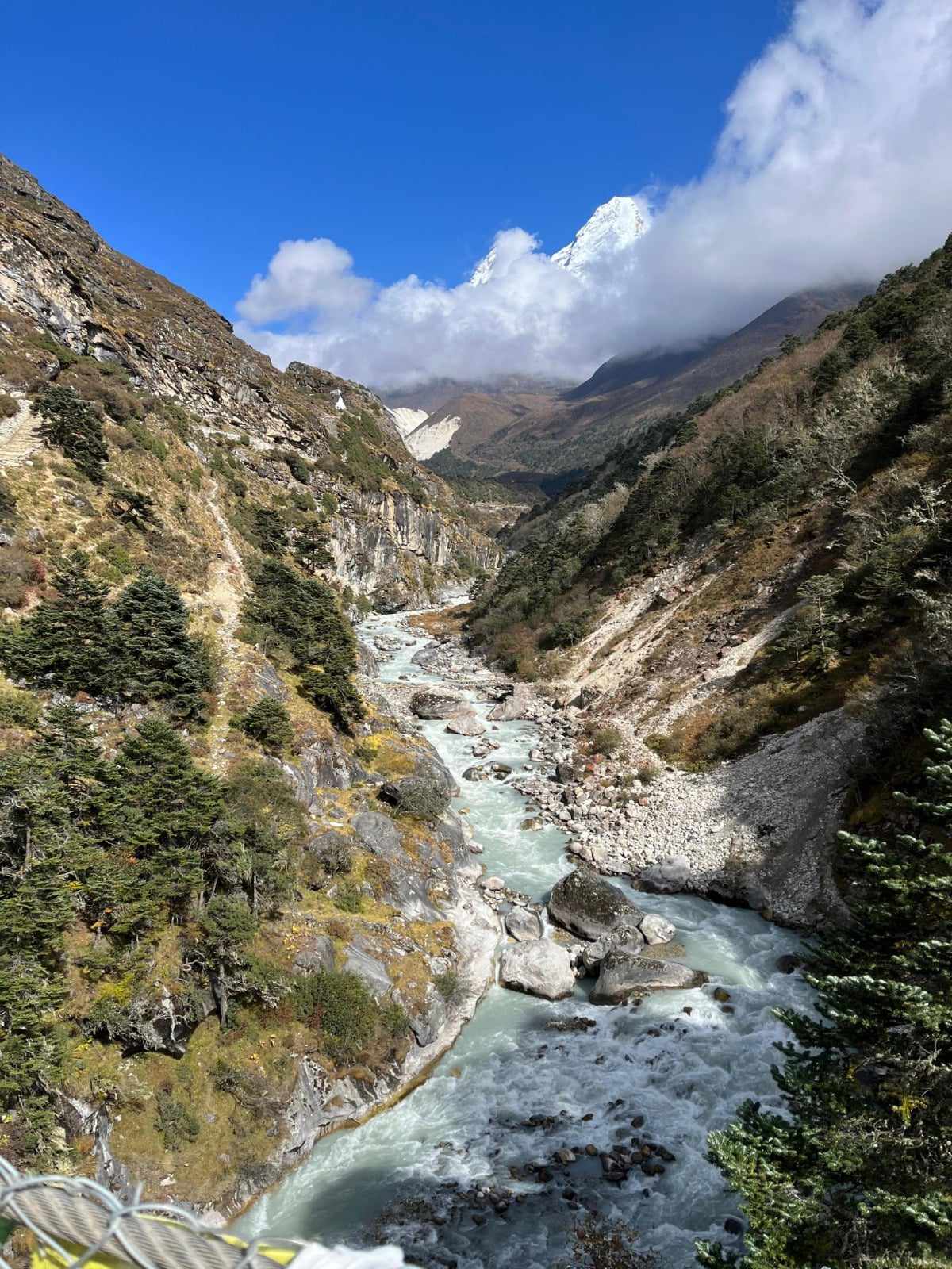 sun koshi river on the way to lukla