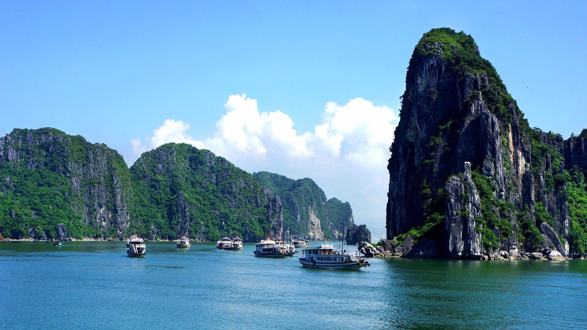 Halong Bay Cruise