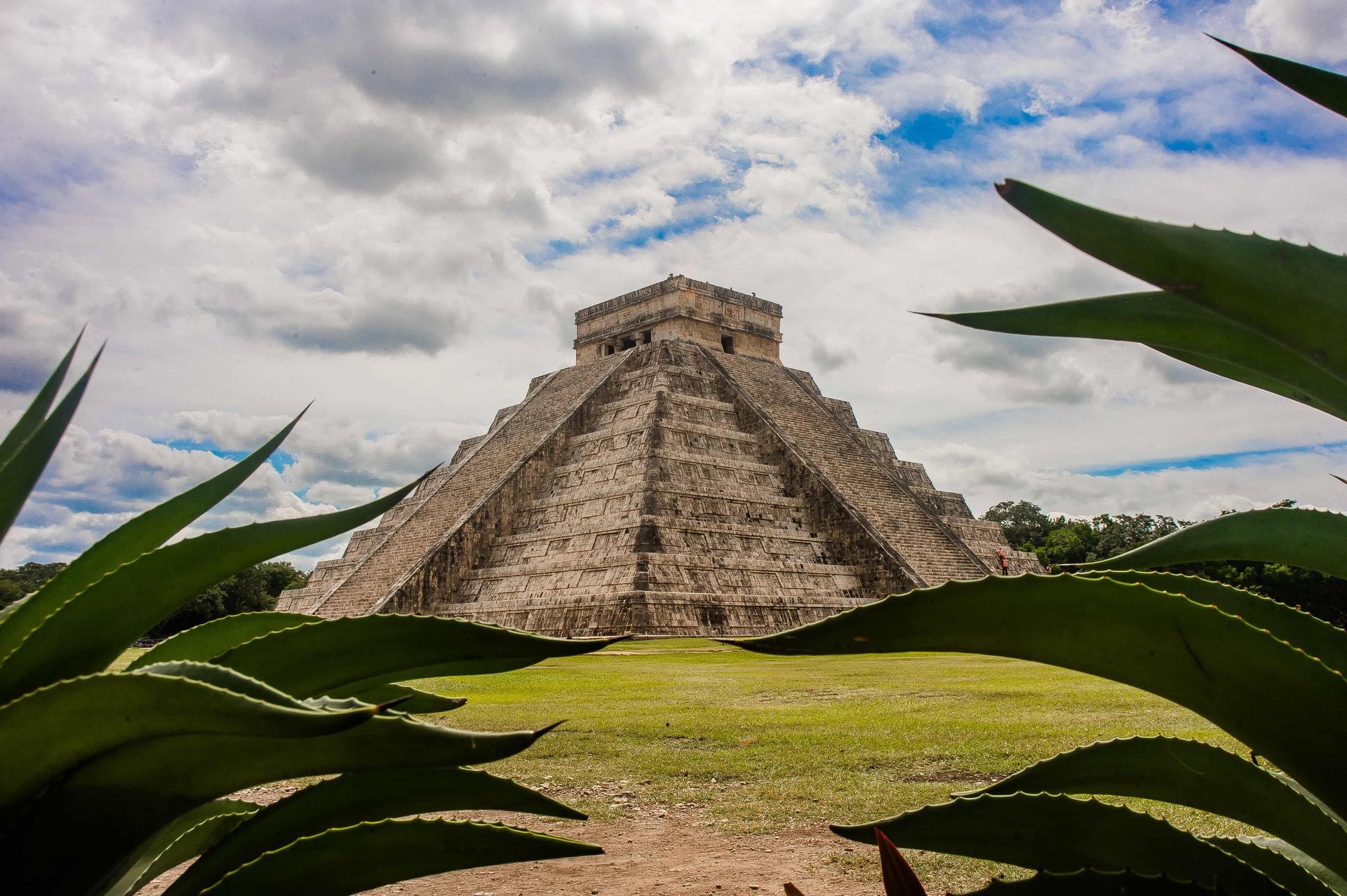 Chichen Itza- Cenote - Mayan Community