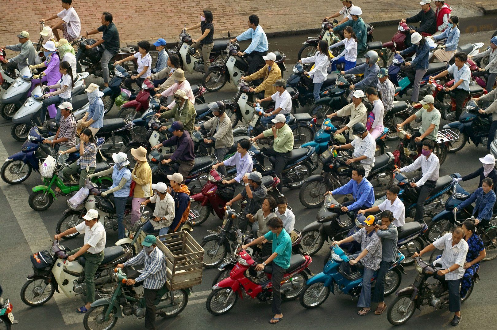 Driving mopeds from Vietnam to Cambodia