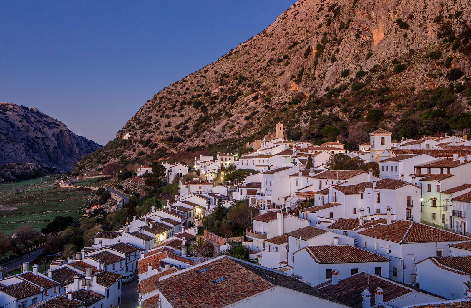 Early morning view over Spanish Mountain village of Villaluenga Del Rosario © Shutterstock