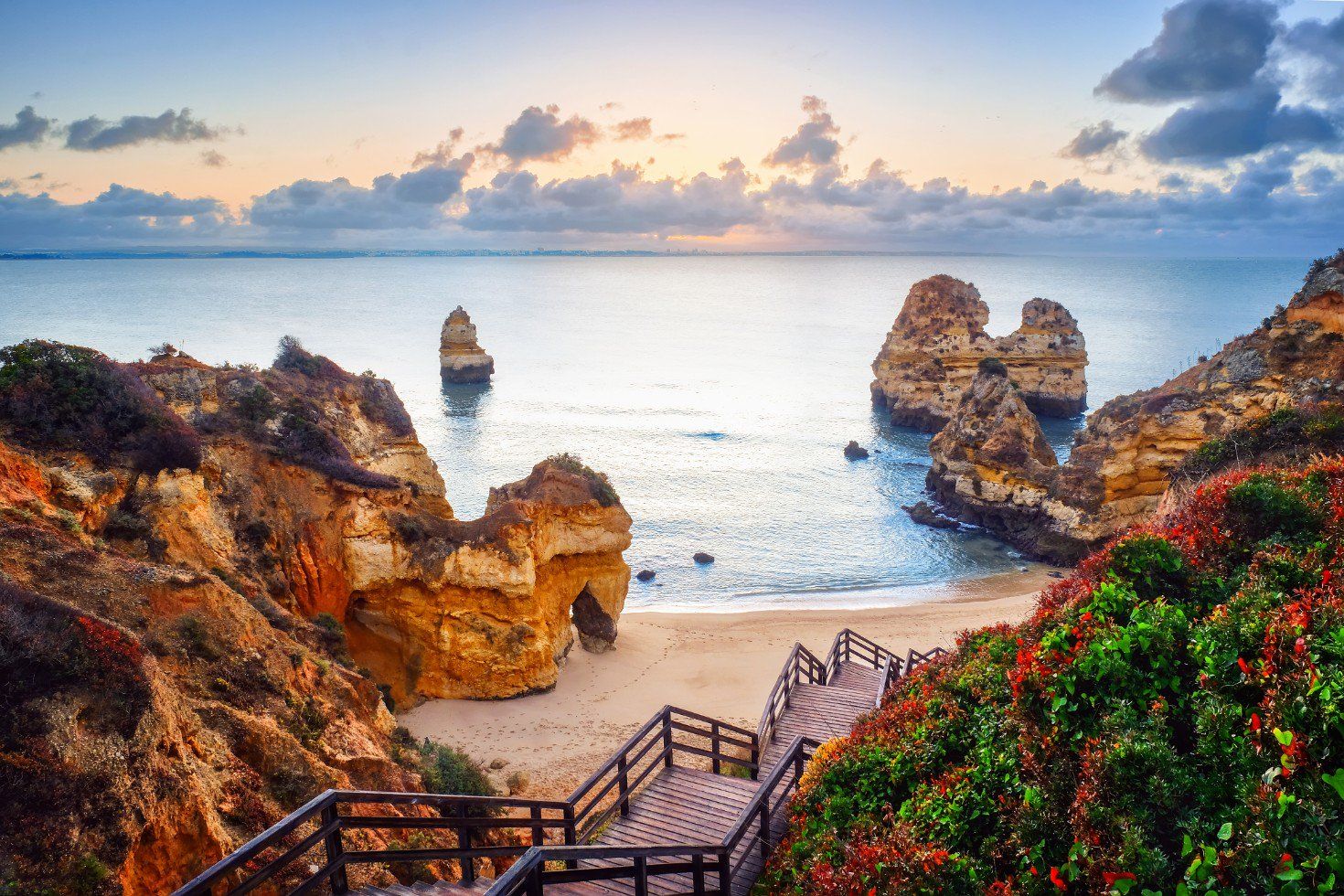 Best Cities To Visit In Algarve And Tips To Plan Your Trip