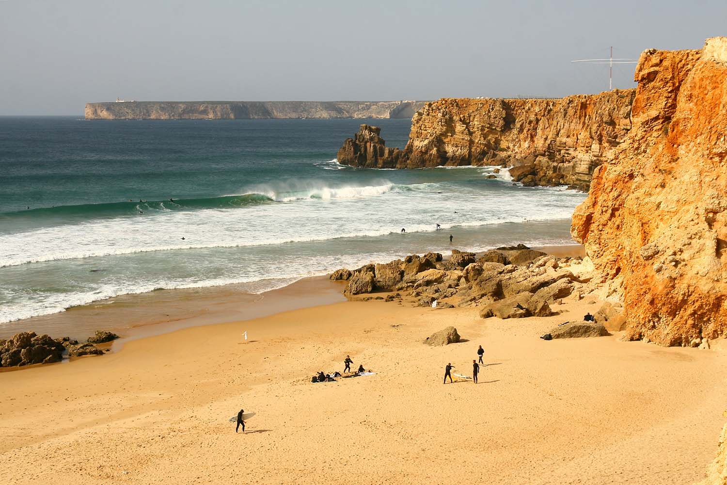 The beach of Mareta, very popular with surfers, in Sagres in the Algarve in Portugal © Shutterstock