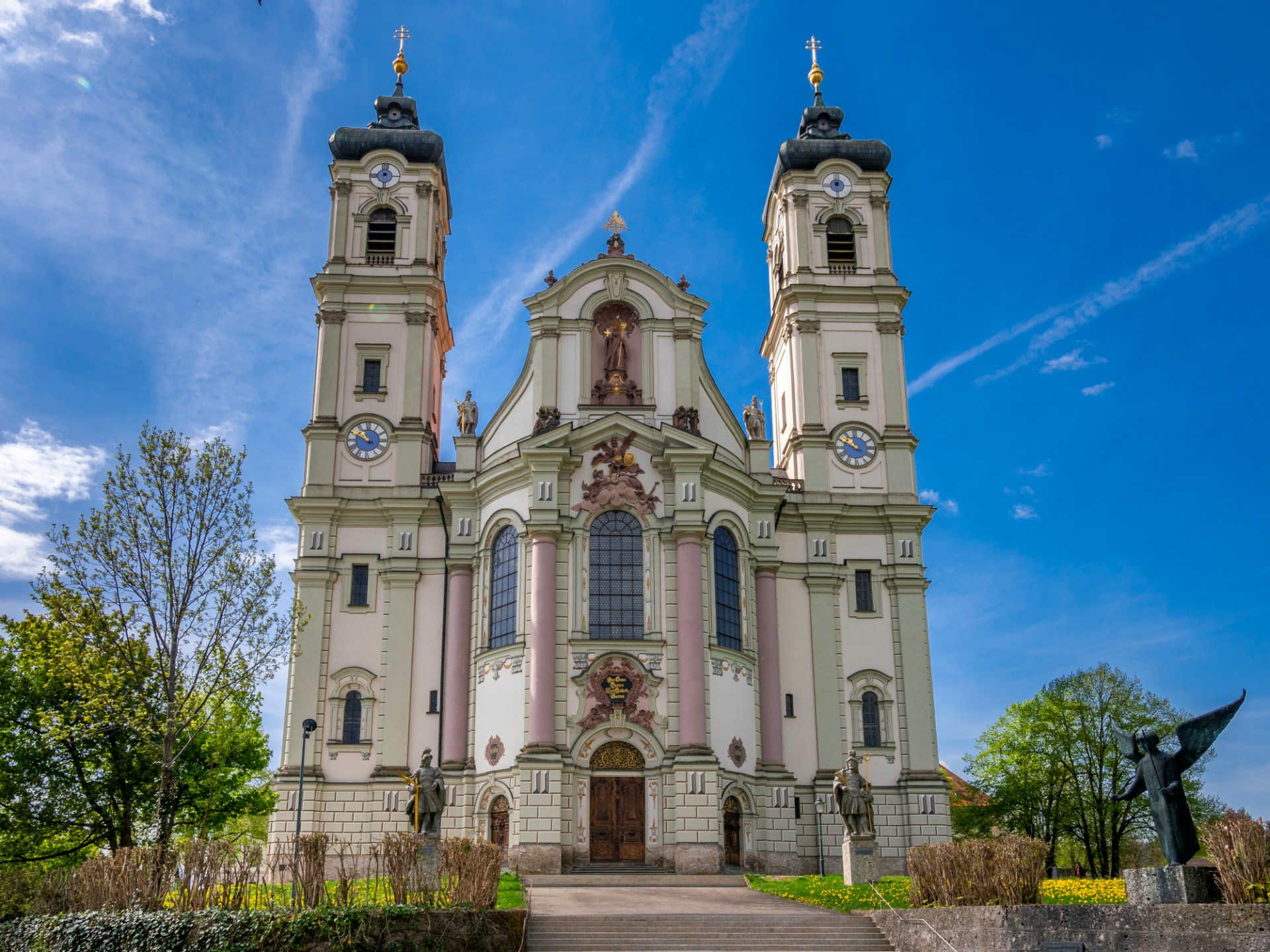 benedictine-abbey-ottobeuren-germany-shutterstock_1080495311