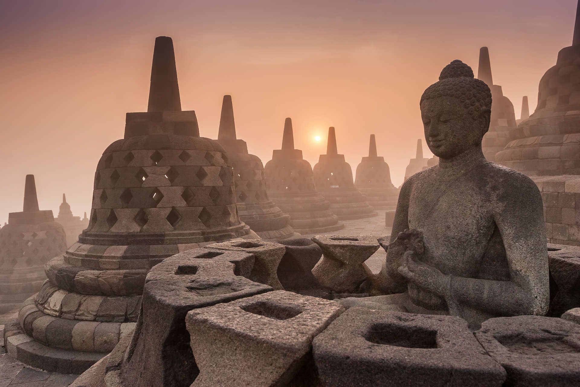Things Not To Miss: Buddist temple Borobudur, Yogyakarta, Indonesia.