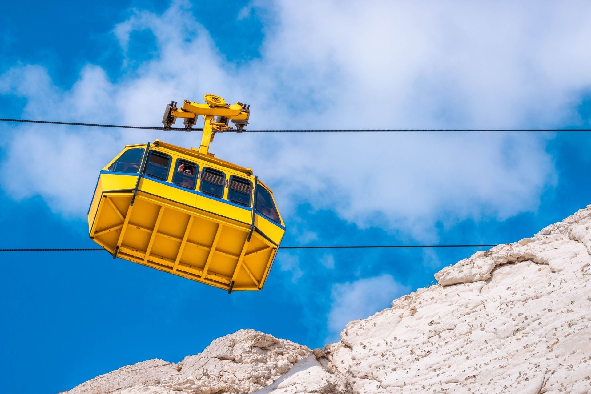 train-cable car