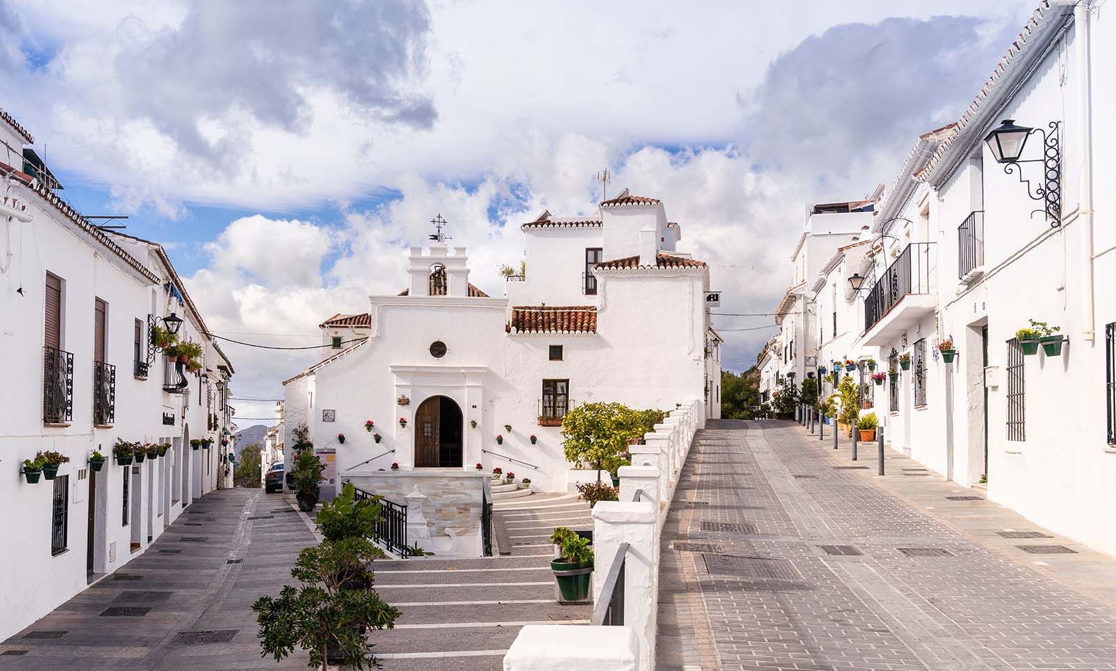 Mijas Pueblas in Spain © Shutterstock