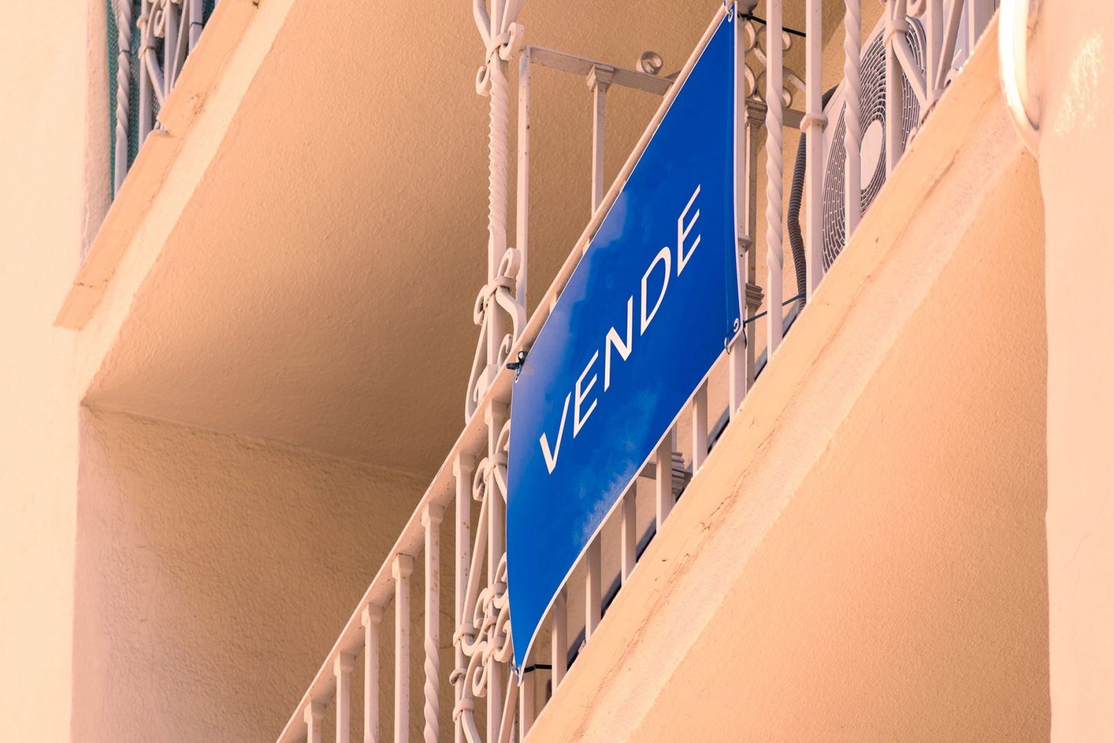 coronavirus-shutterstock_1735172207