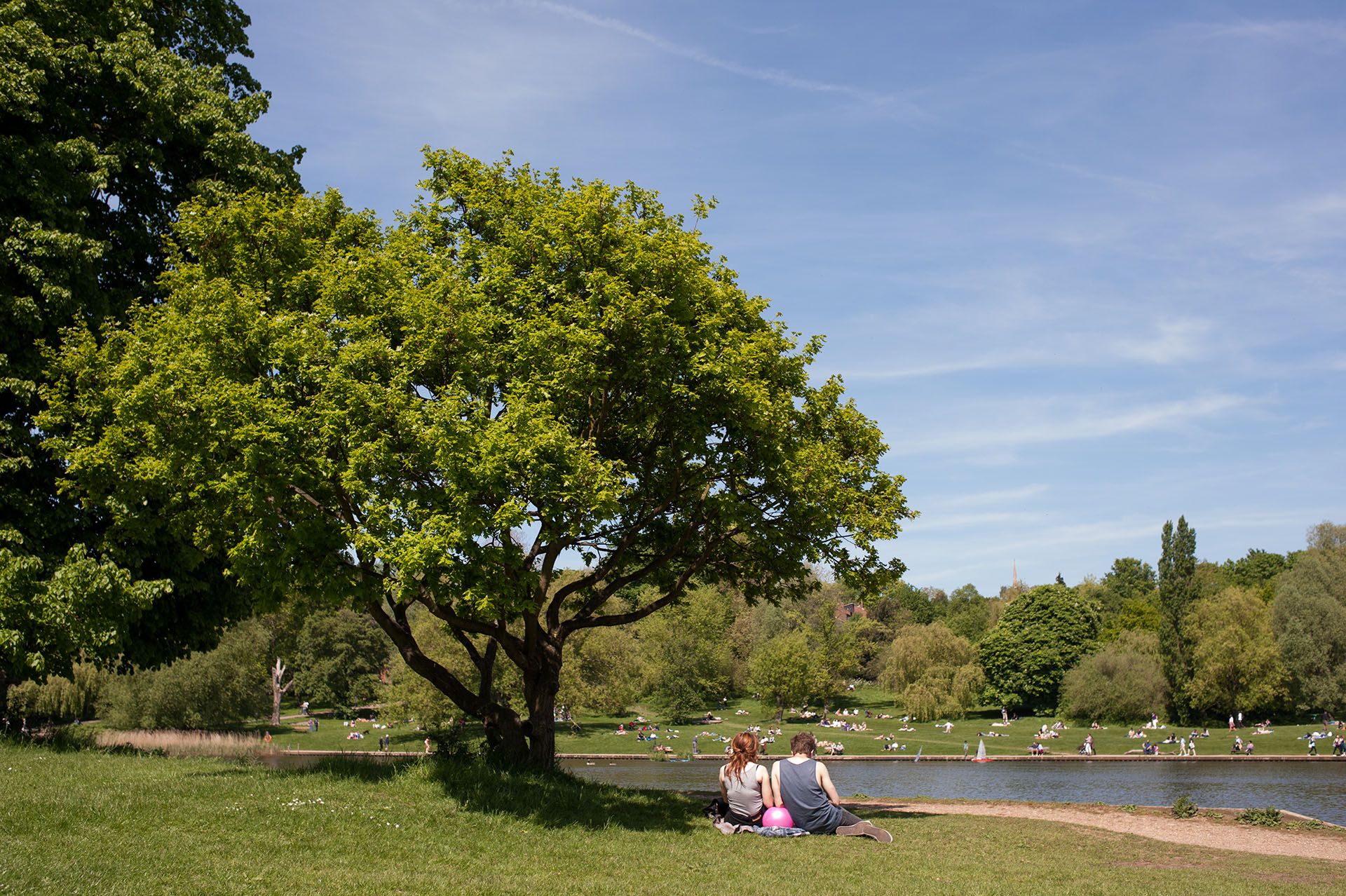 Hampstead Heath during the summer months in London © Chris Seddon/Shutterstock