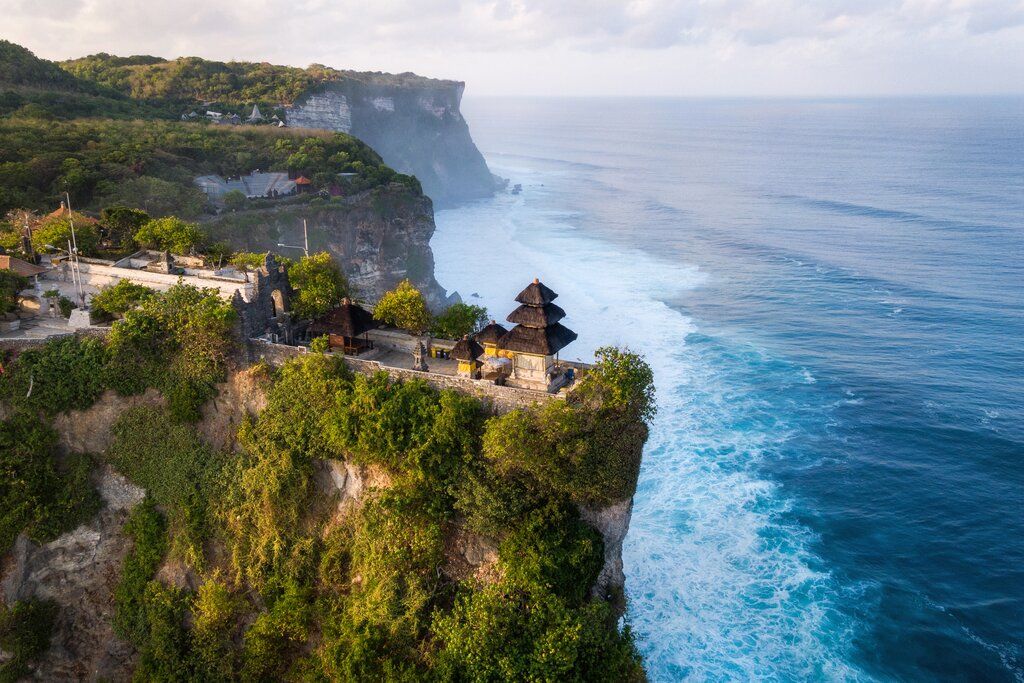 uluwatu temple