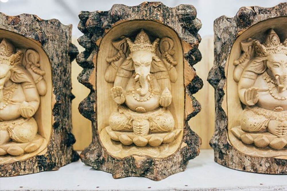 dewa malen wood carving