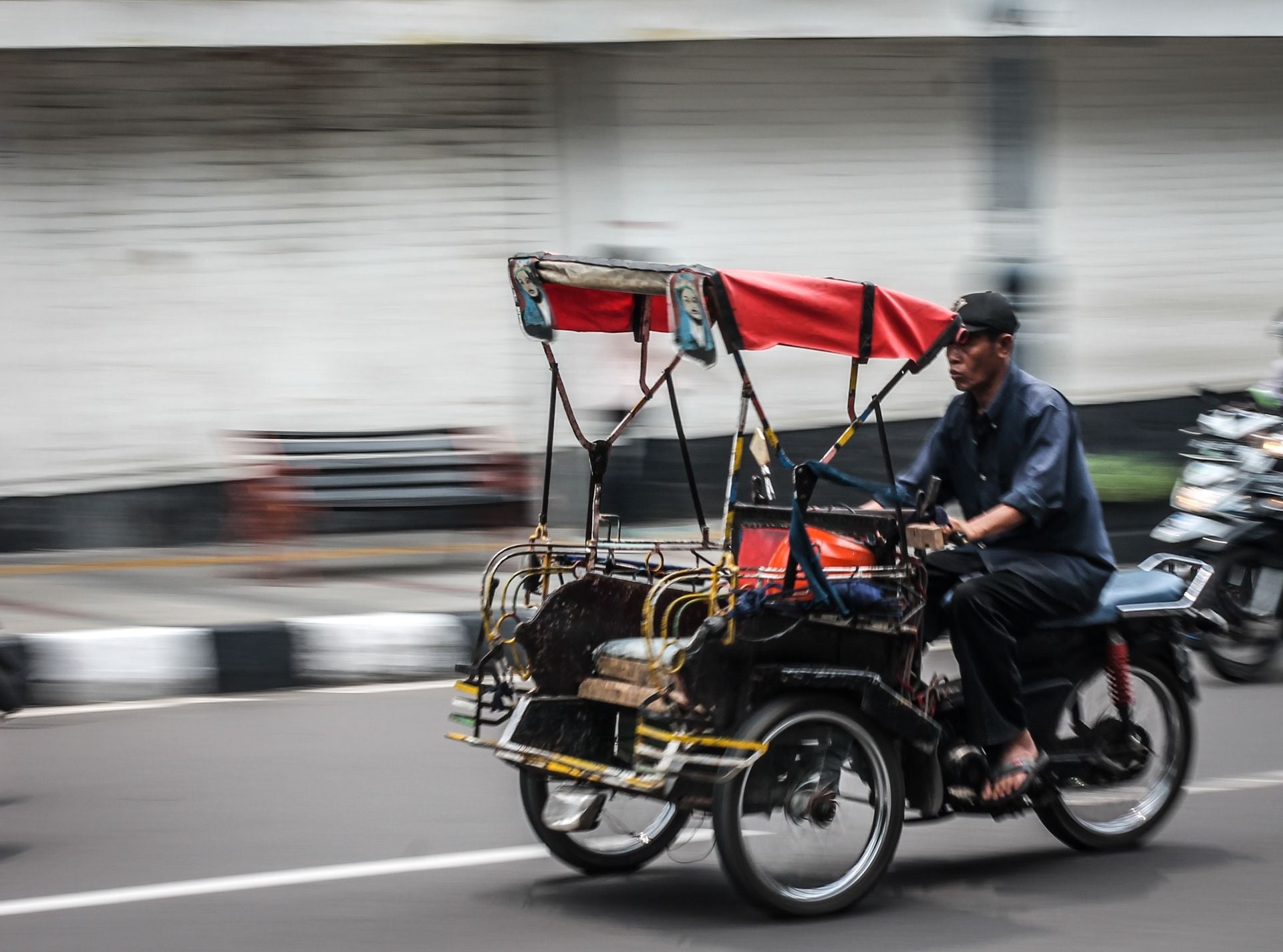 Becak in Indonesia