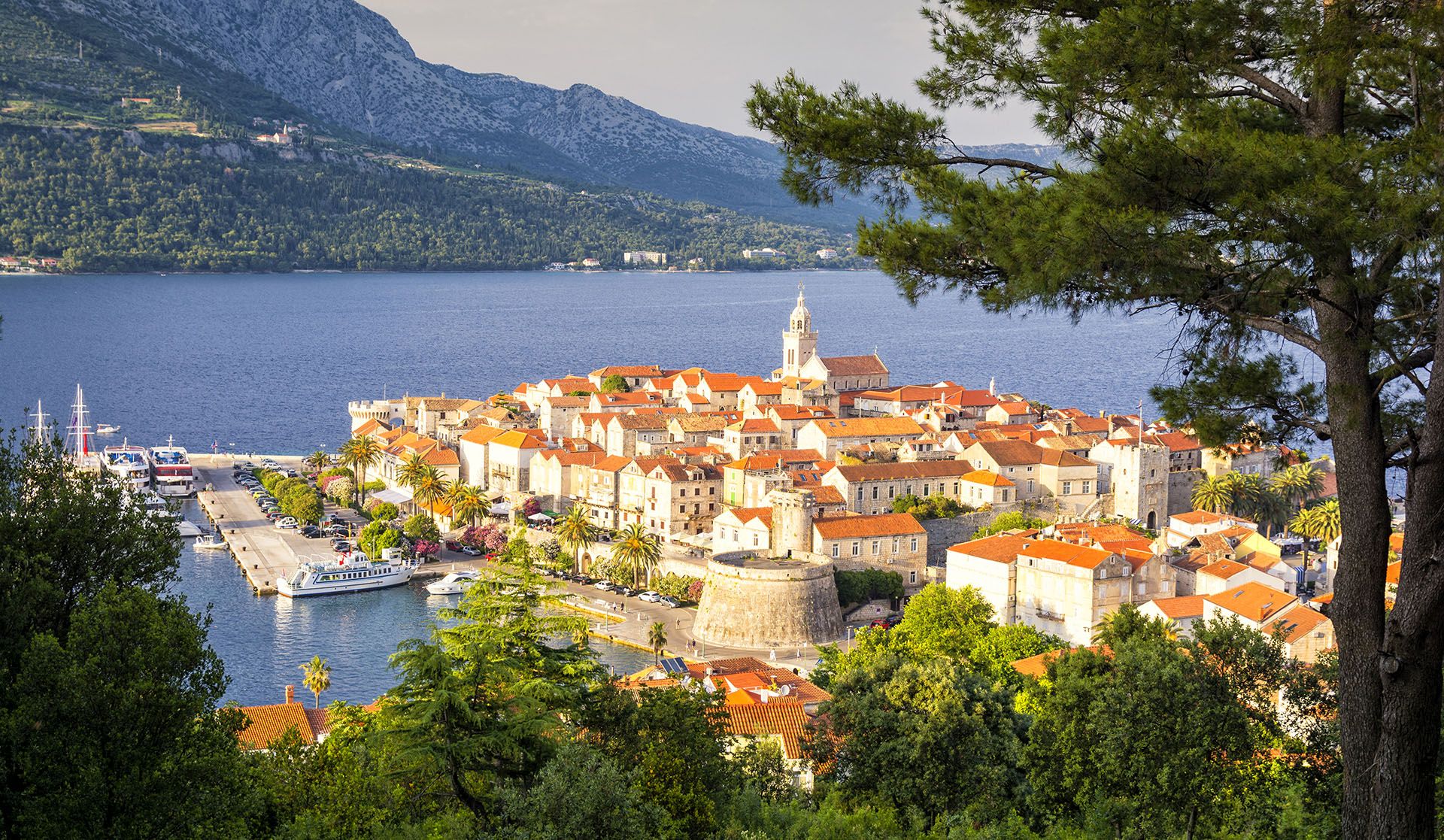 Korcula, old medieval town in Dalmatia region, Croatia © Shutterstock