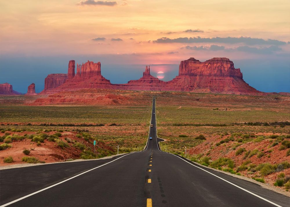 Scenic highway in Monument Valley