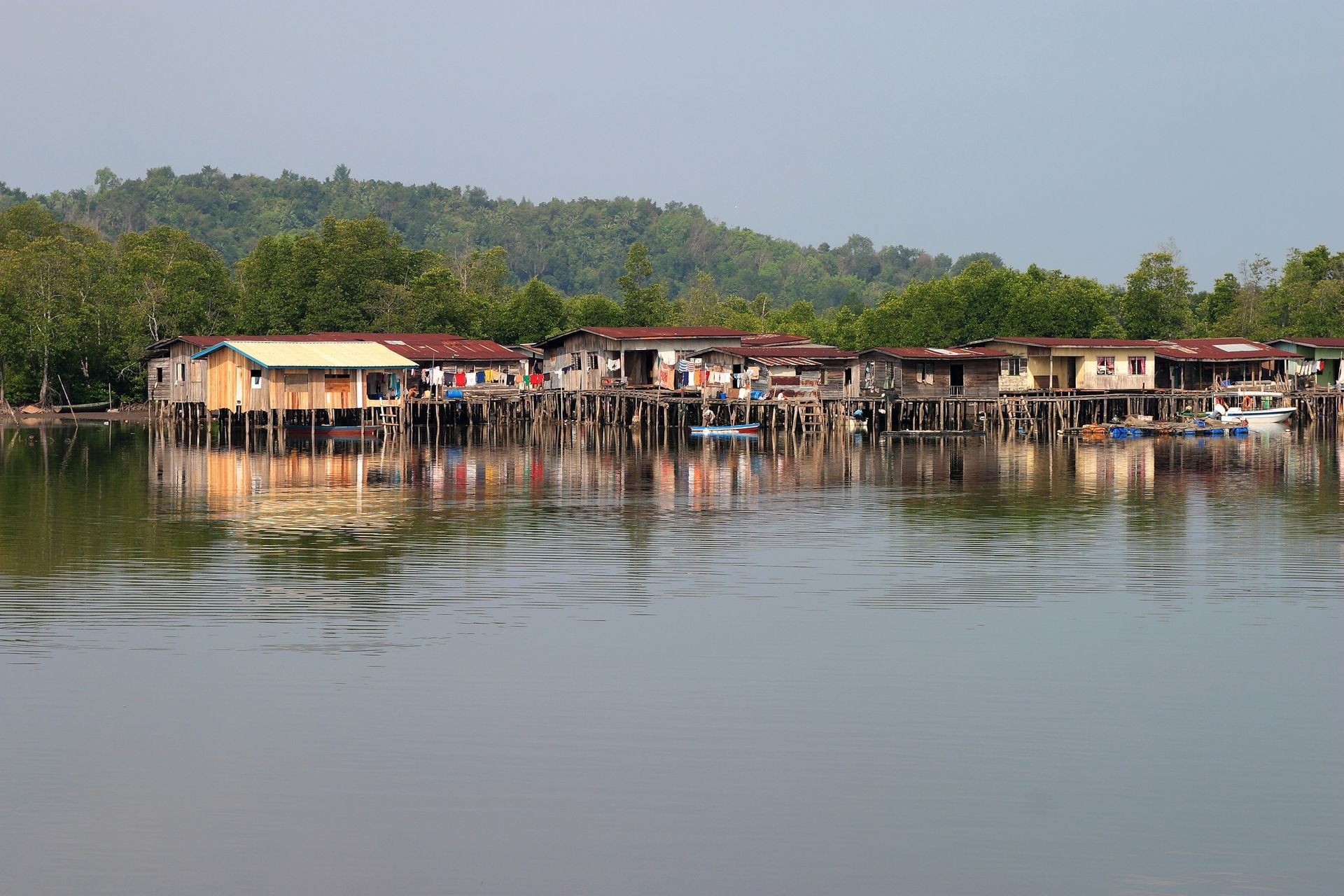 Malaysia Borneo Sabah Kota Kinabalu Mengkabong village stilted houses
