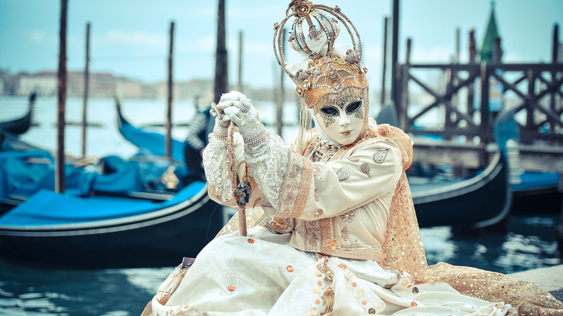 Venice carnival © Calin Stan/Shutterstock