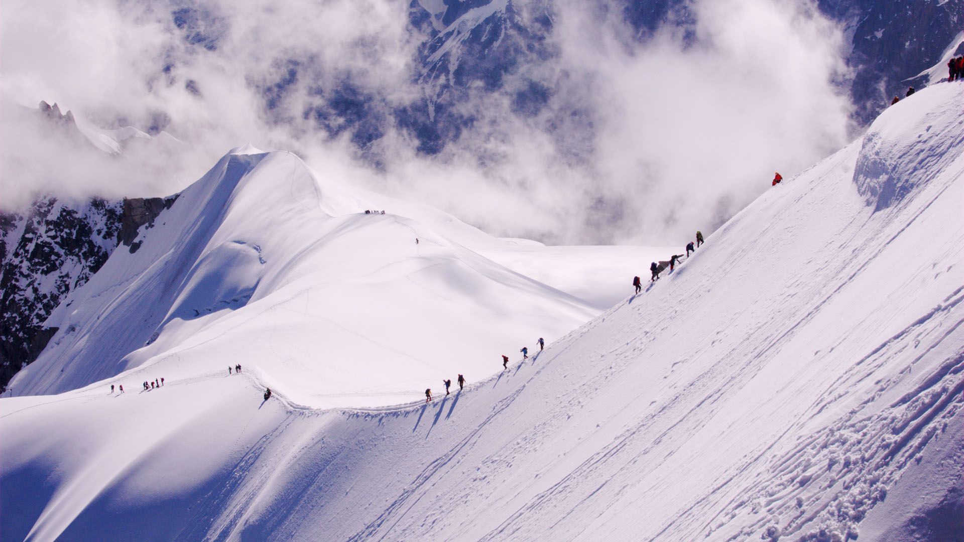 On the way of Mount Blanc © Berit Kessler/Shutterstock