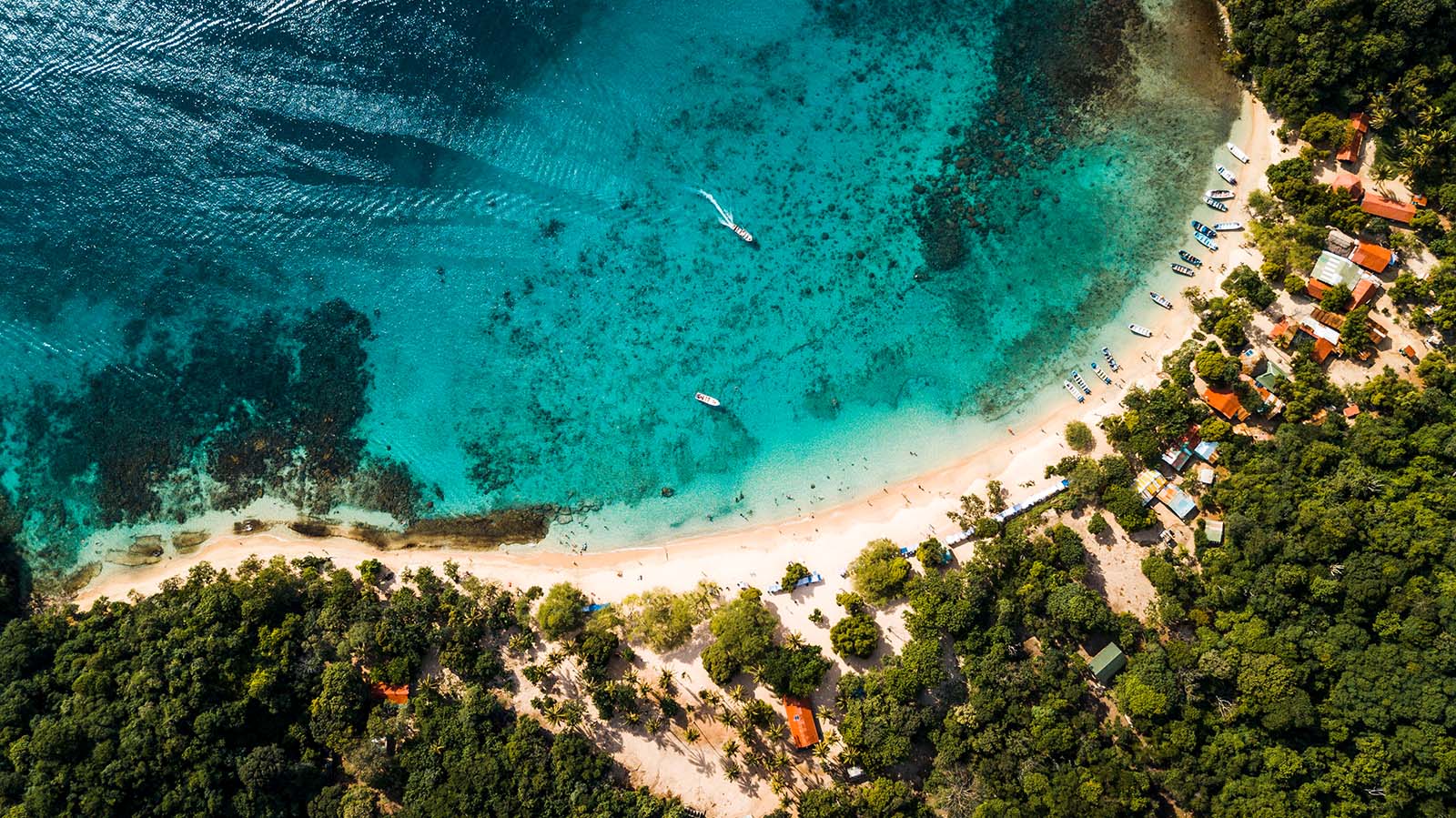 Playa Cristal, Tayrona Park © Shutterstock