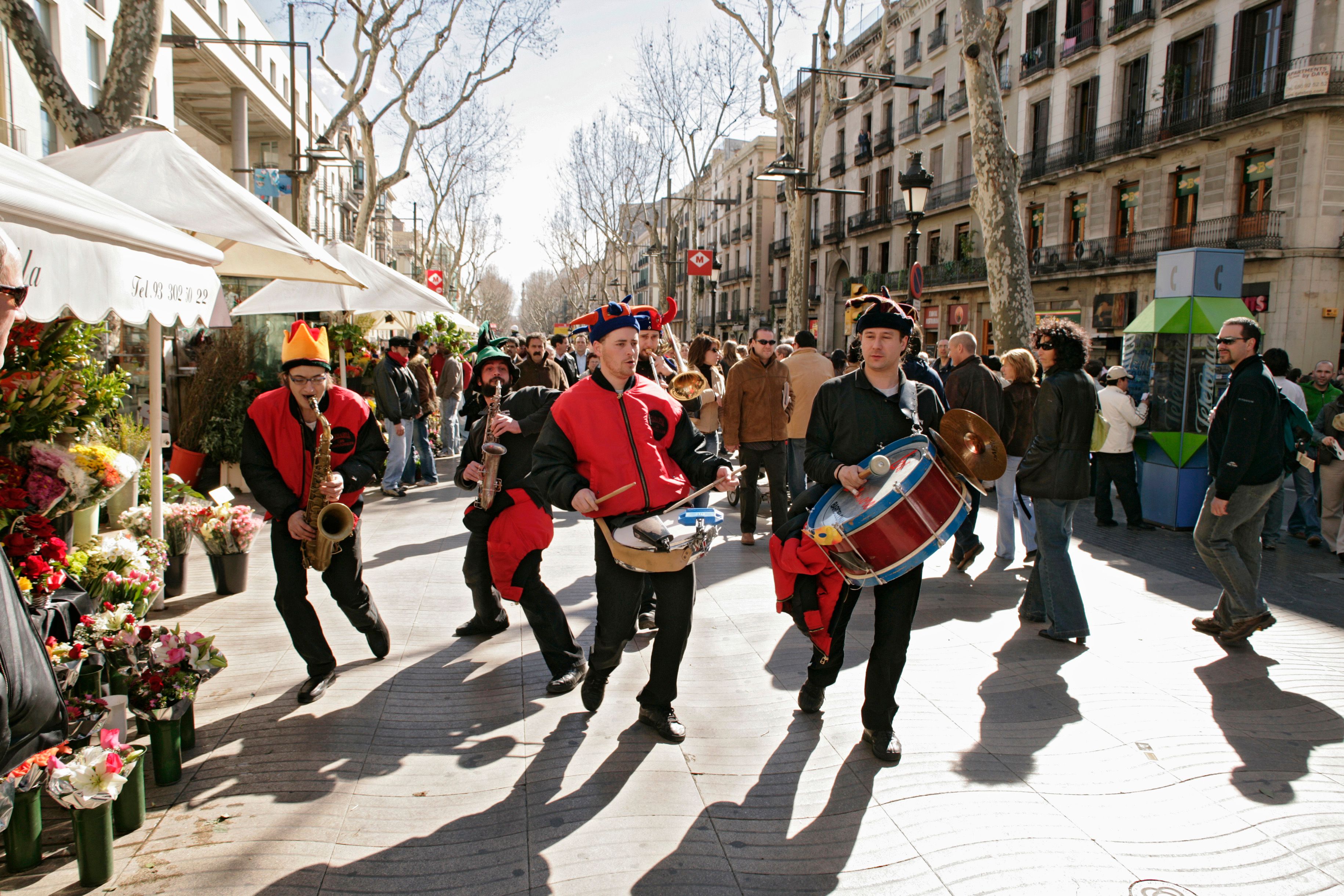 "Rough Guide to Barcelona 6th edition"