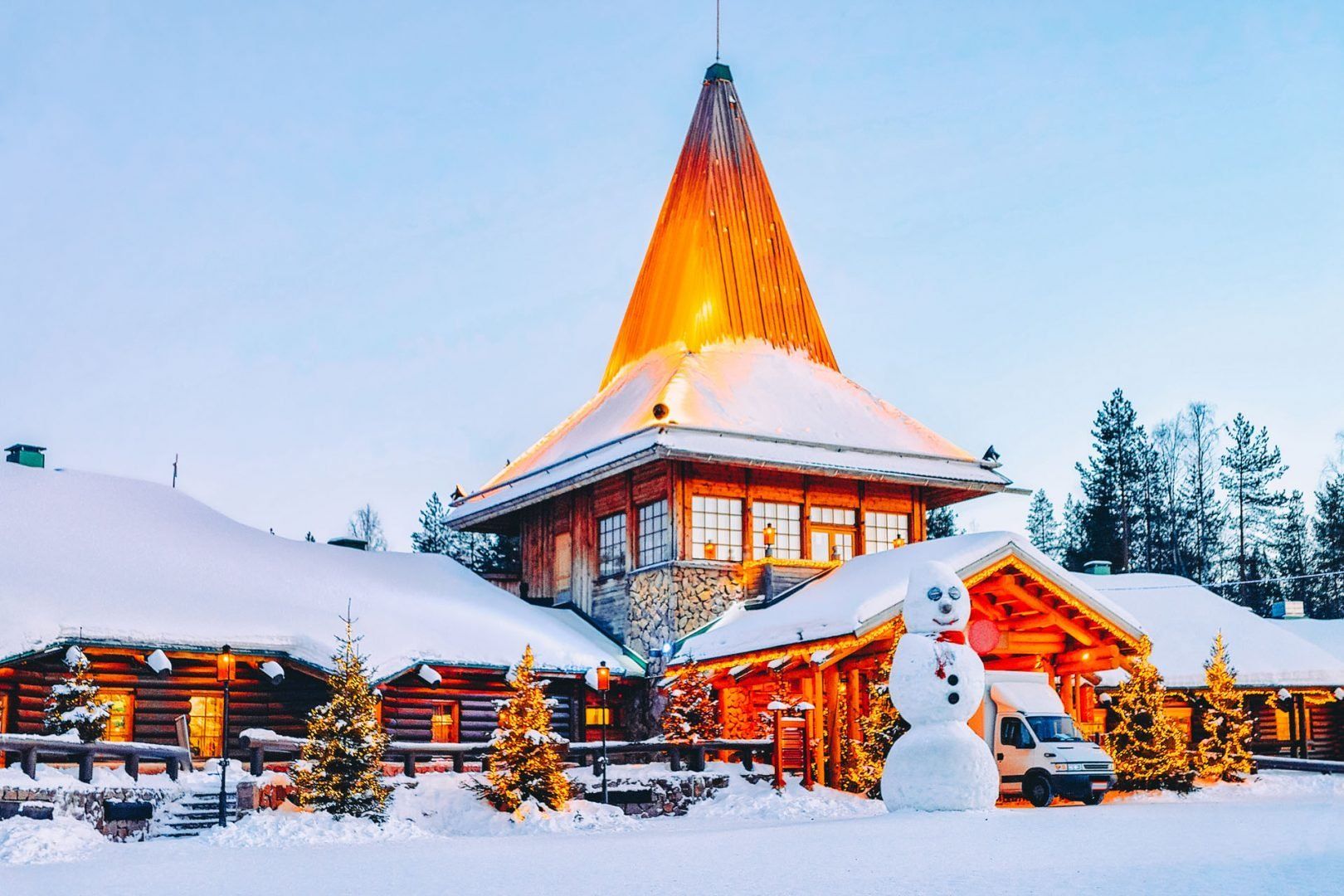 Rovaniemi Santa Claus Village © Shutterstock