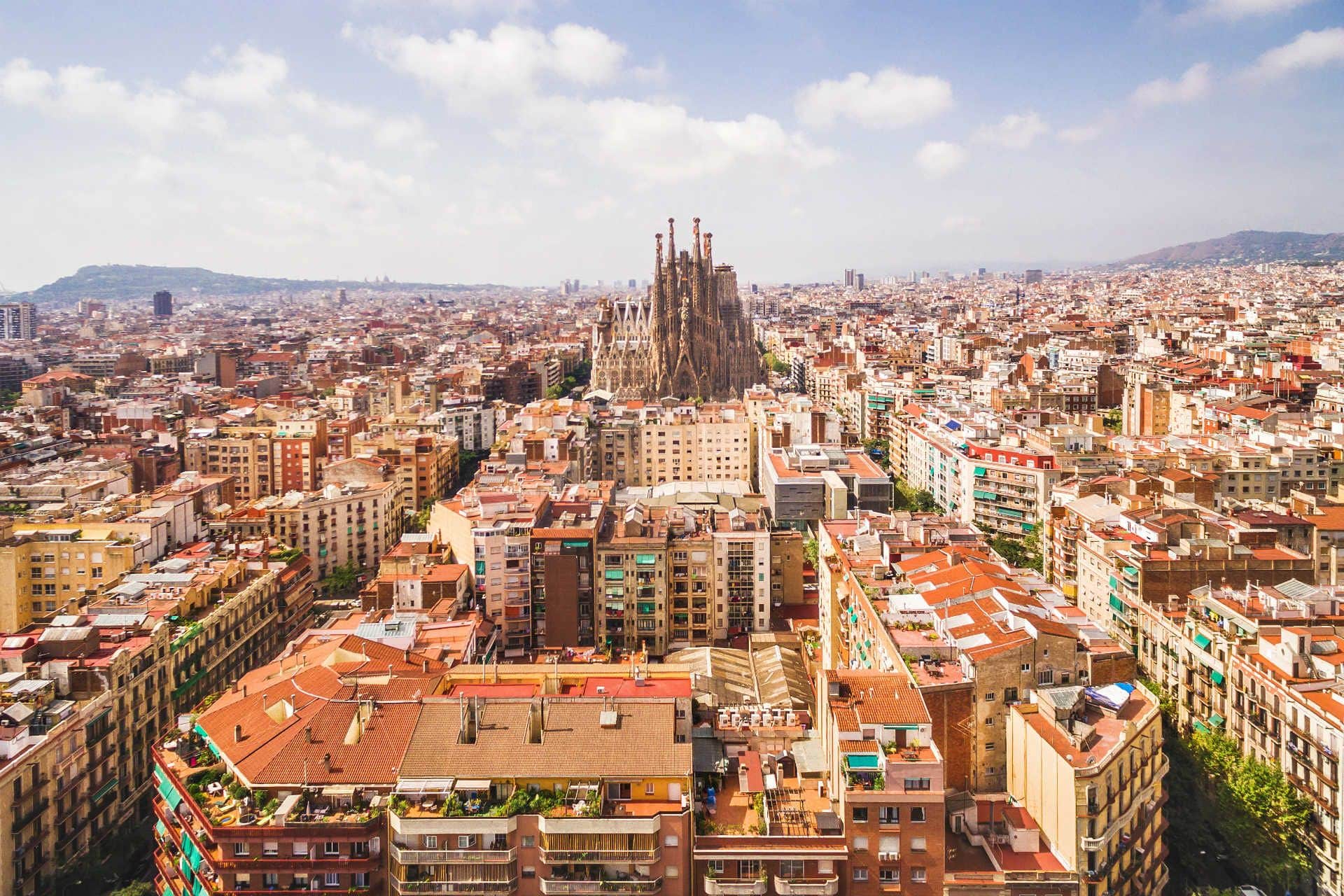 Sagrada Familia Cathedral in Barcelona, Spain © R.M. Nunes/Shutterstock
