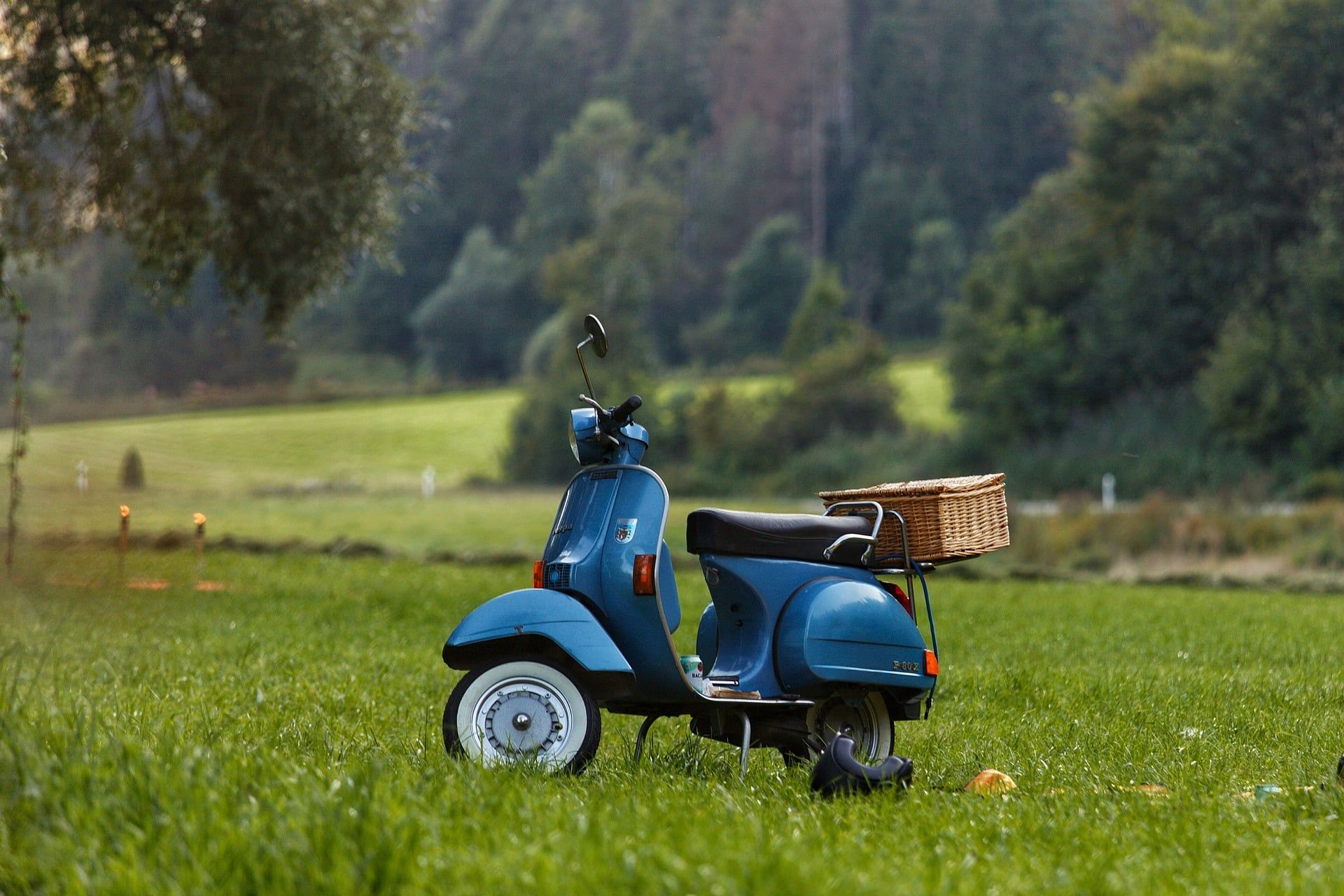 Vespa in Tuscany