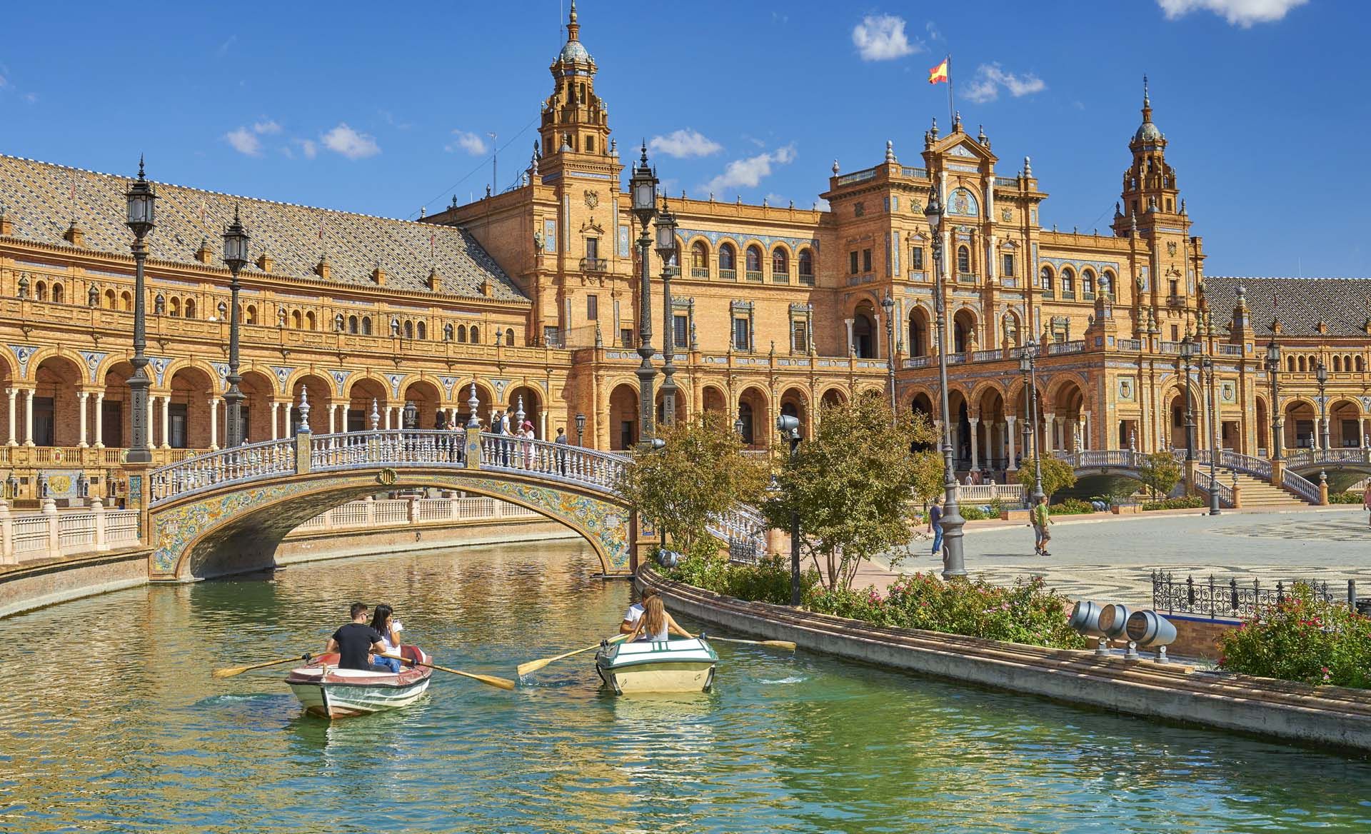 seville-plaza-de-espana-shutterstock_546660205