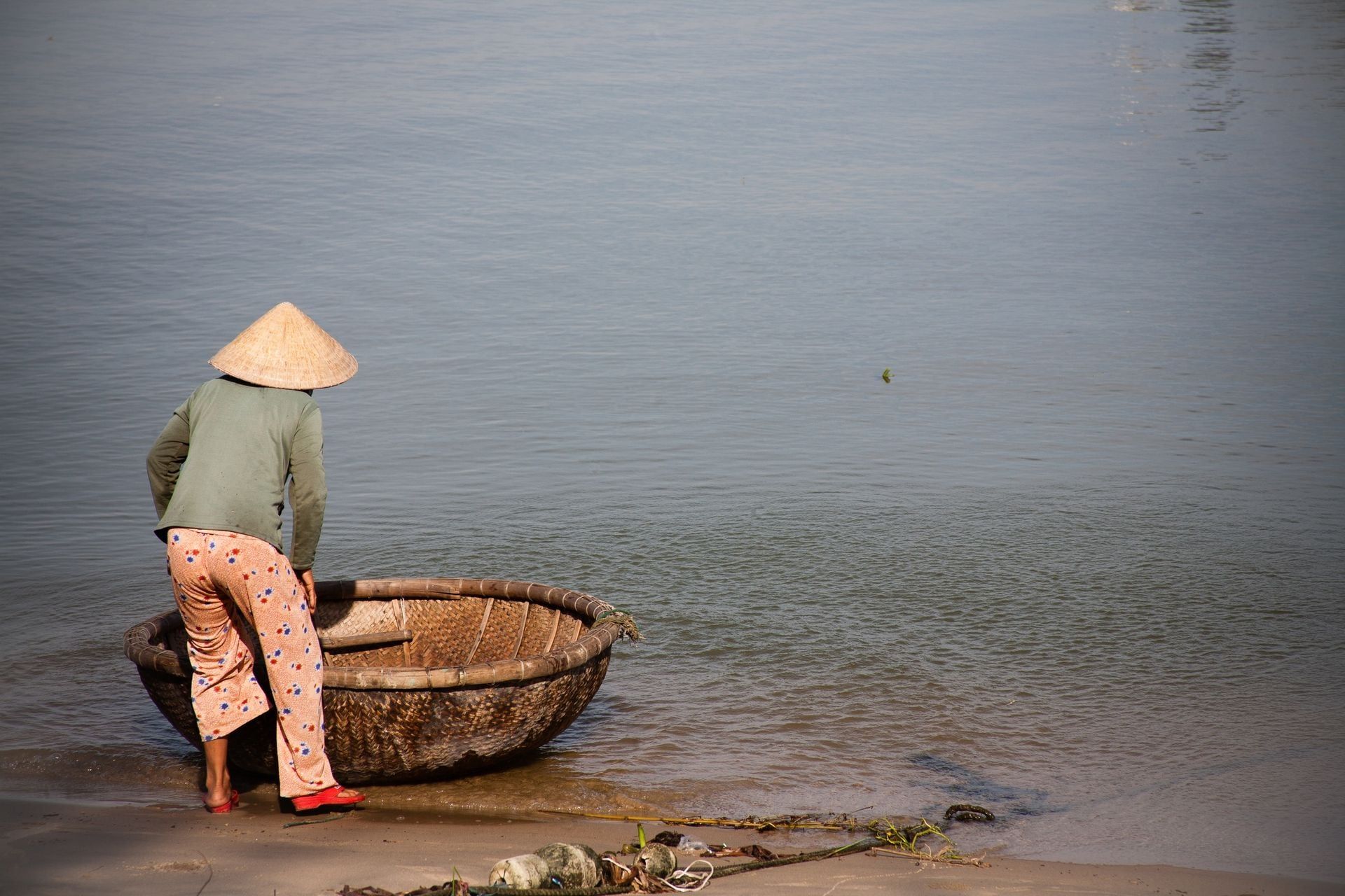 Vietnamese fishing woman near Hoi An