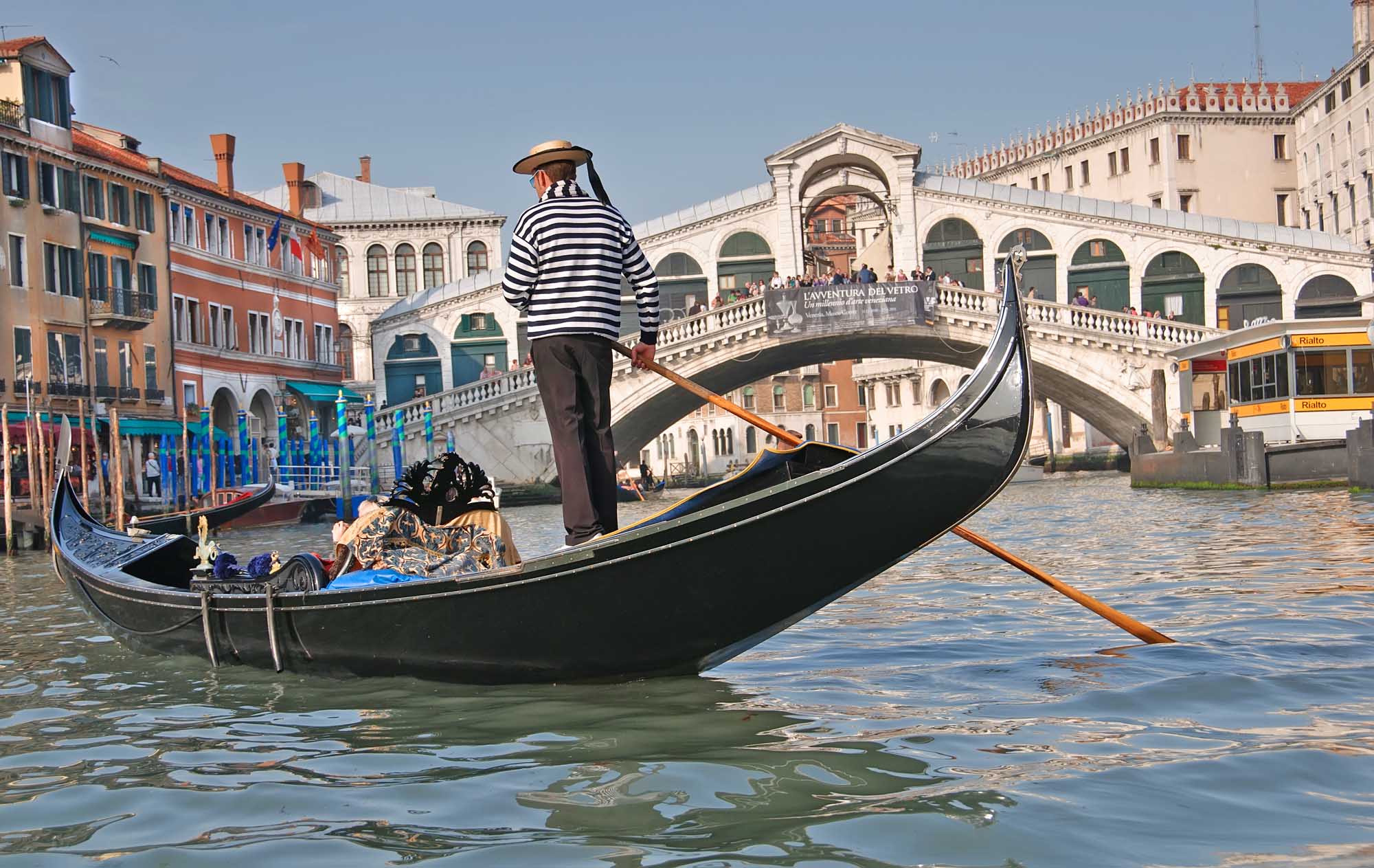 Gondolier, Rialto Bridge, Grand Canal, Venice, Italy