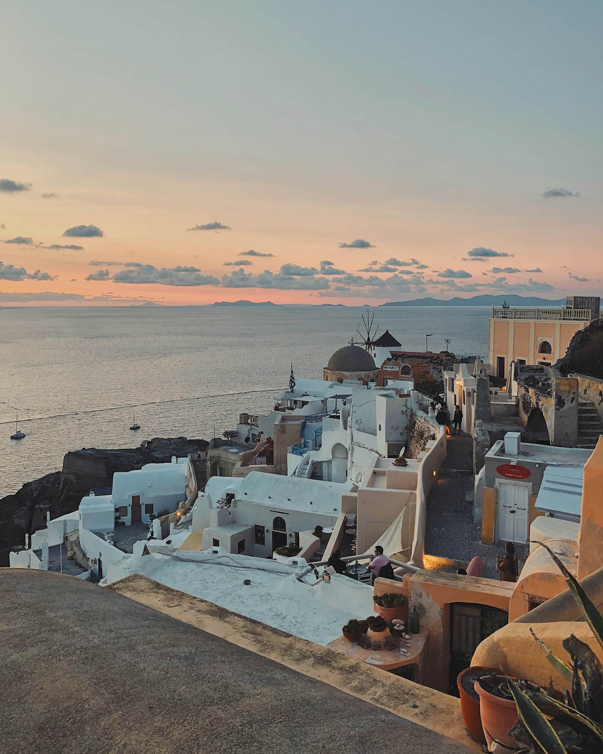 Fira Santorini