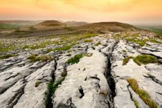 Visiting in Ireland in April: weather tips | Rough Guides