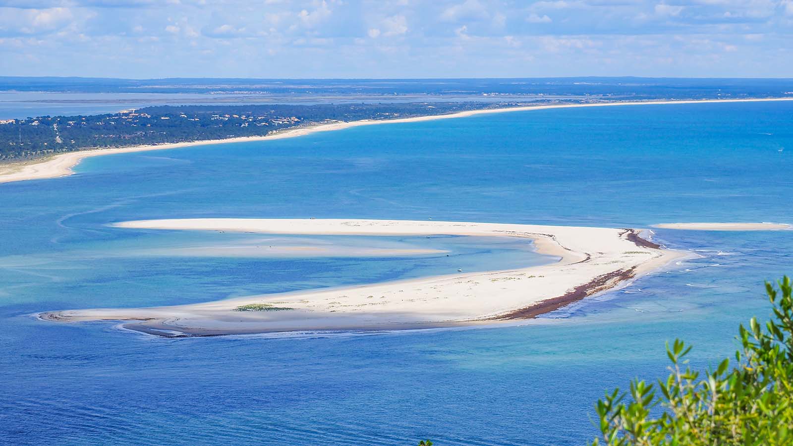 Troia Peninsula or Tróia Nature Reserve is part of Sado Estuary natural park © Shutterstock
