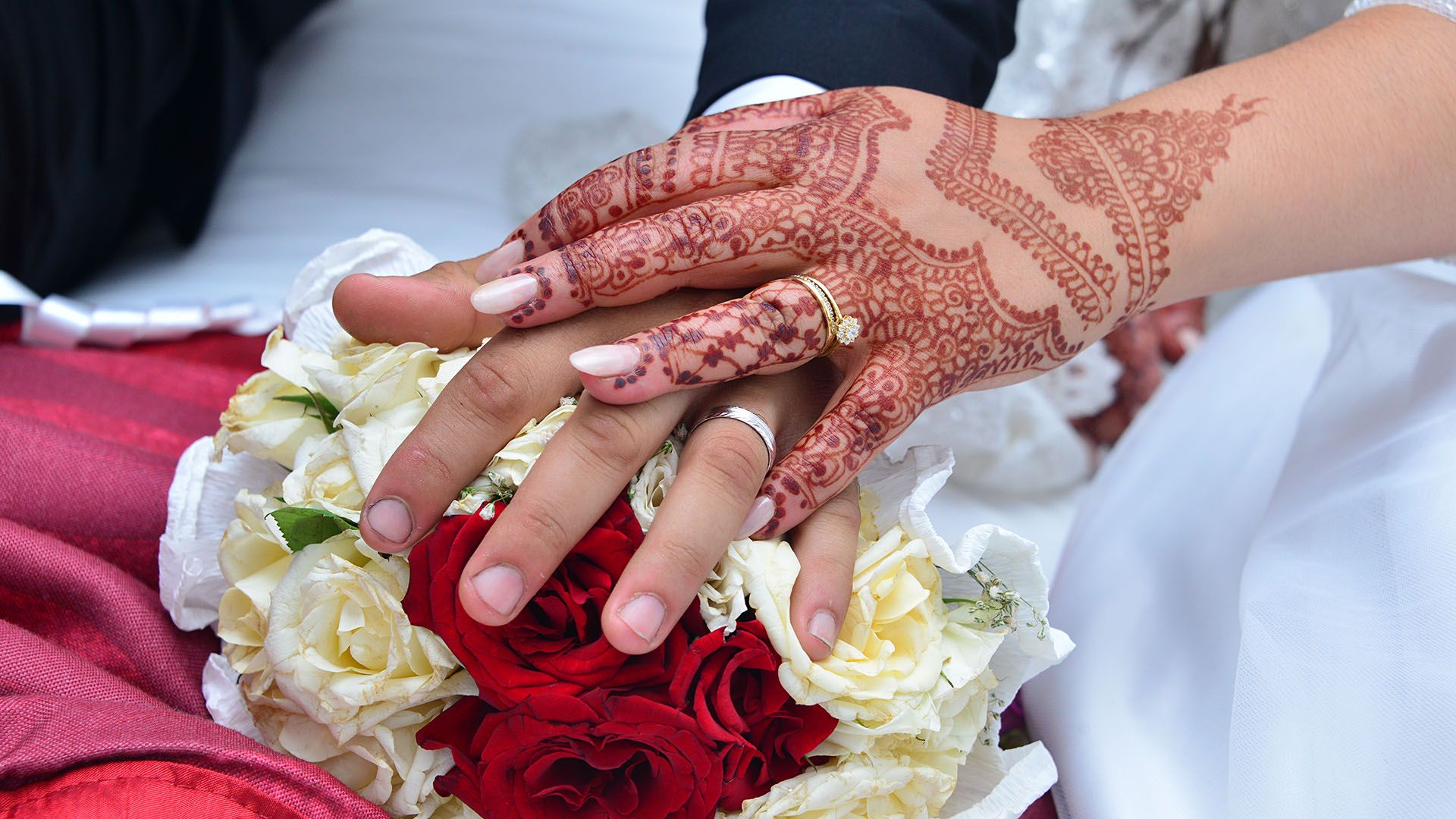 Traditional moroccan sales wedding rings